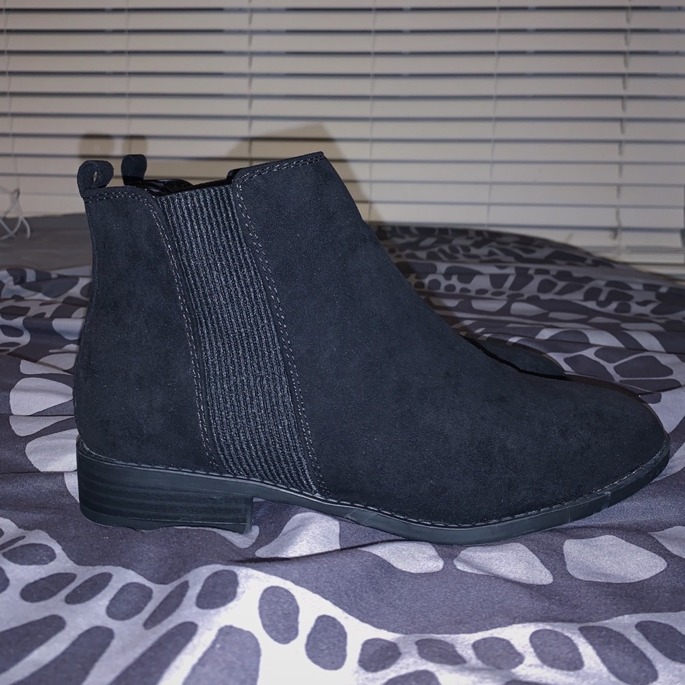 PRIMARK BLACK ANKLE BOOTS